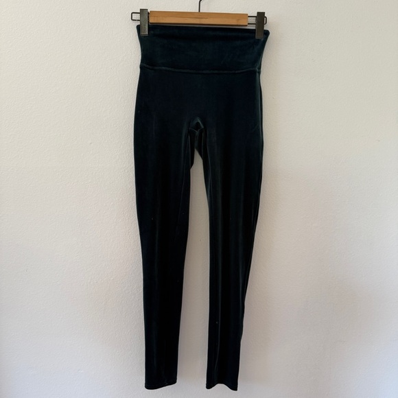 SPANX Emerald Green Velvet High-Waisted Leggings - Picture 2 of 5